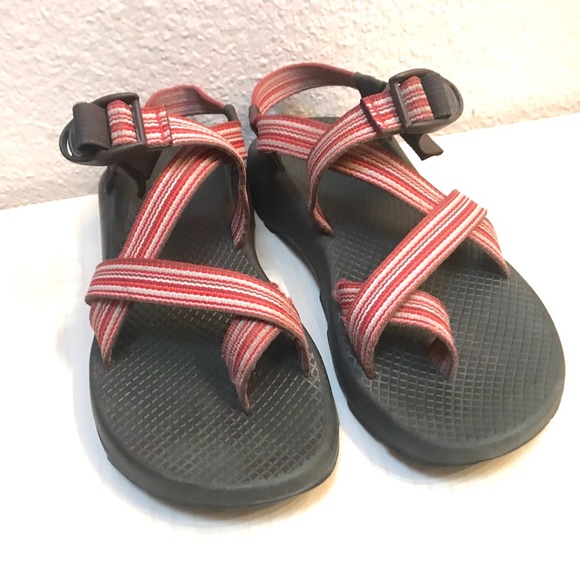 Chaco’s 8 Regular. Sport Sandals.Desert Sunset Colors. Vibram Sole.VGU - Picture 2 of 12